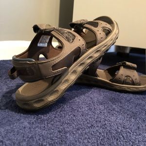 Columbia Sandals